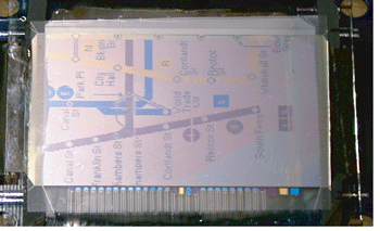 《圖三　具有240x160畫素（pixel）解析度的iMoD矩陣彩色顯示器》