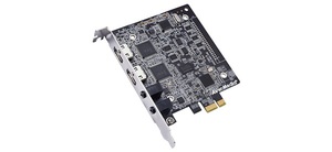 『圆刚易录卡C985Lite』采用PCI-E接口，可撷取与直播1080p的游戏画面