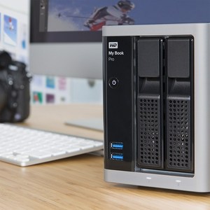 My Book Pro配備兩顆WD 7200 RPM硬碟，搭載 Intel Thunderbolt 2 技術，可以大幅減少大量影音及相片檔案轉移的時間。