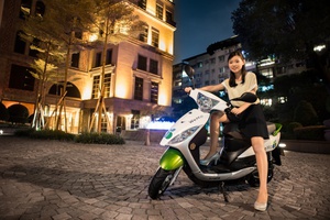 共享機車 WeMo Scooter 首推夜貓優惠，6月28日至7月8日深夜 11 點至隔日早上 6 點前20分鐘不收費。